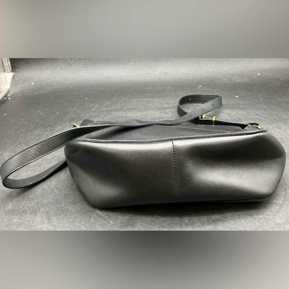 New Madewell The Abroad Leather Shoulder Bag Crossbody purse Black Spring Purse - Picture 4 of 7